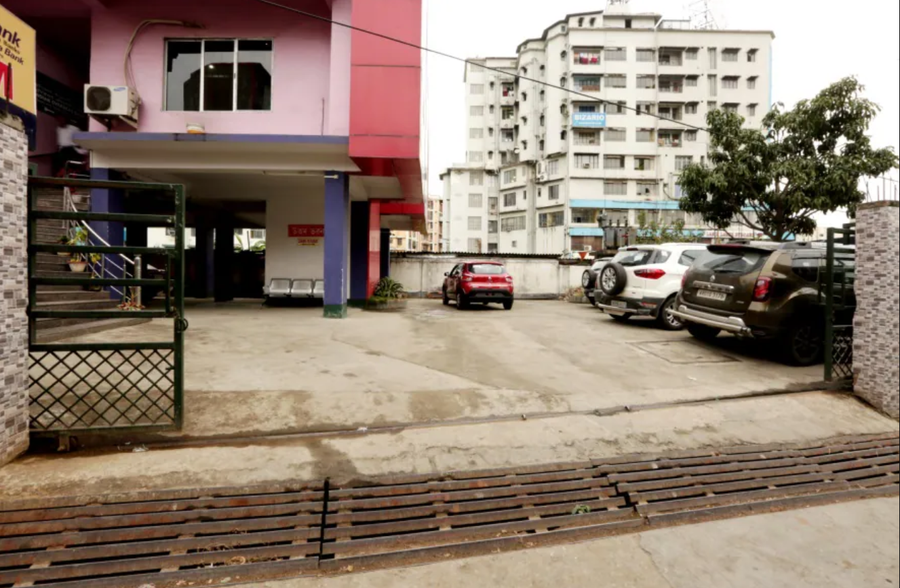 Hotel Grand Luit,Christian Basti,3 star