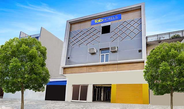 Fabhotel Ratraksh,,3 star