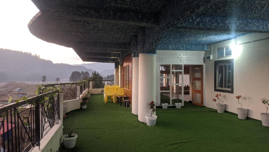 hotel horizon ziro
