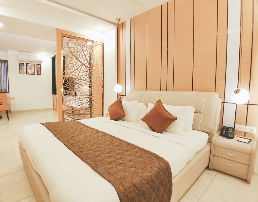 Bhopal Insignia,Hoshangabad Road,3 star