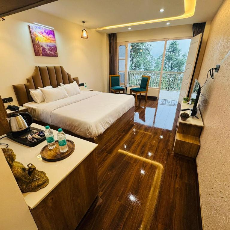 jasmine mountain view retreat mall road dalhousie