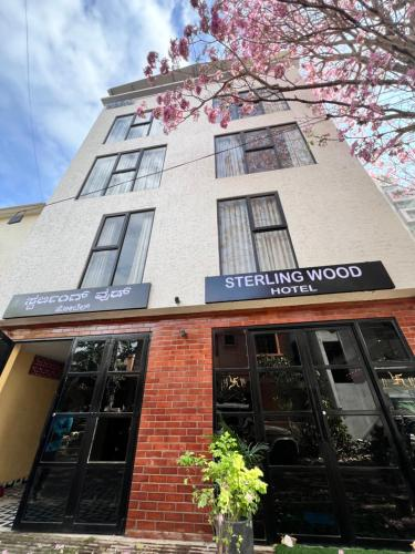 Sterling Wood Hotel,,3 star