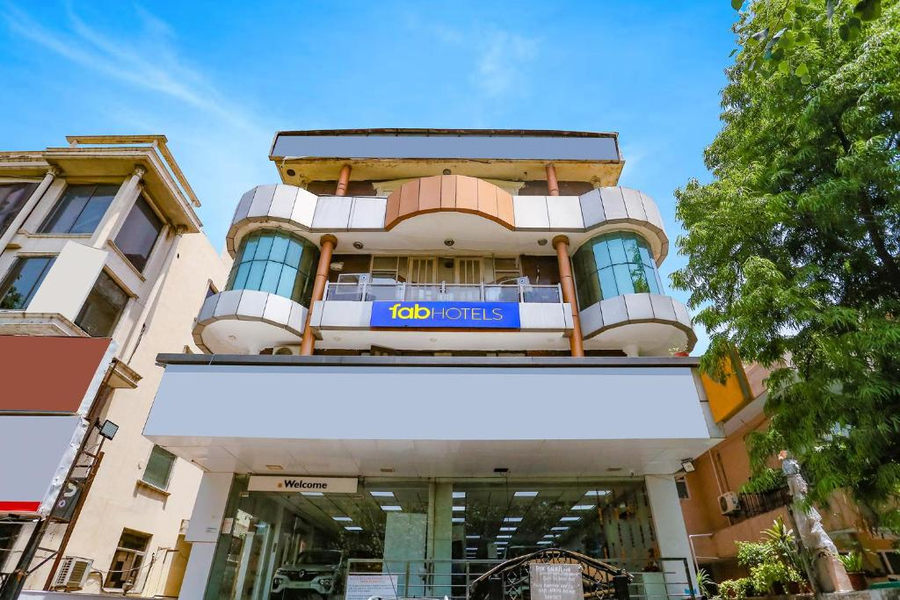 Fabhotel Sentinel Suites,Safdarjung Enclave,3 star
