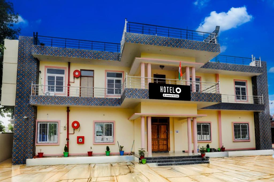 hotel o iit varanasi formerly shree gopal upwan