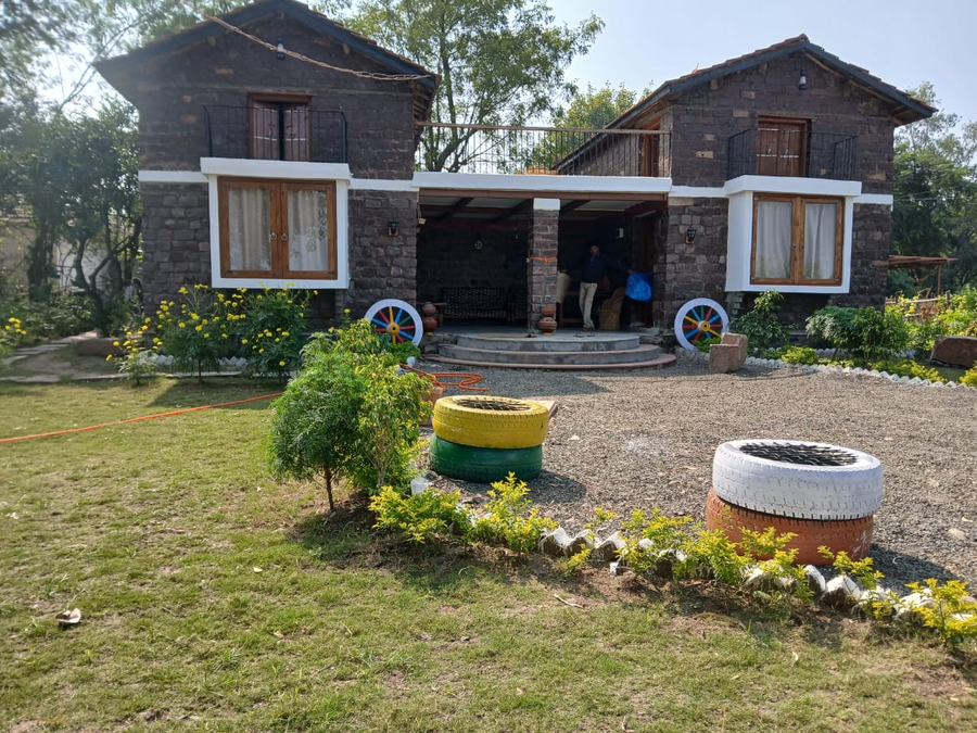 Twins Villa View Home Stay 02,,2 star