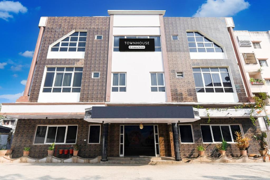 Super Townhouse Jyoti Mahal Road Rayagada,,2 star