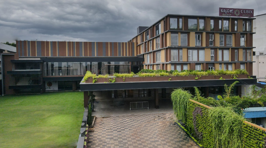 Cubix Hotel,Hubli,3 star