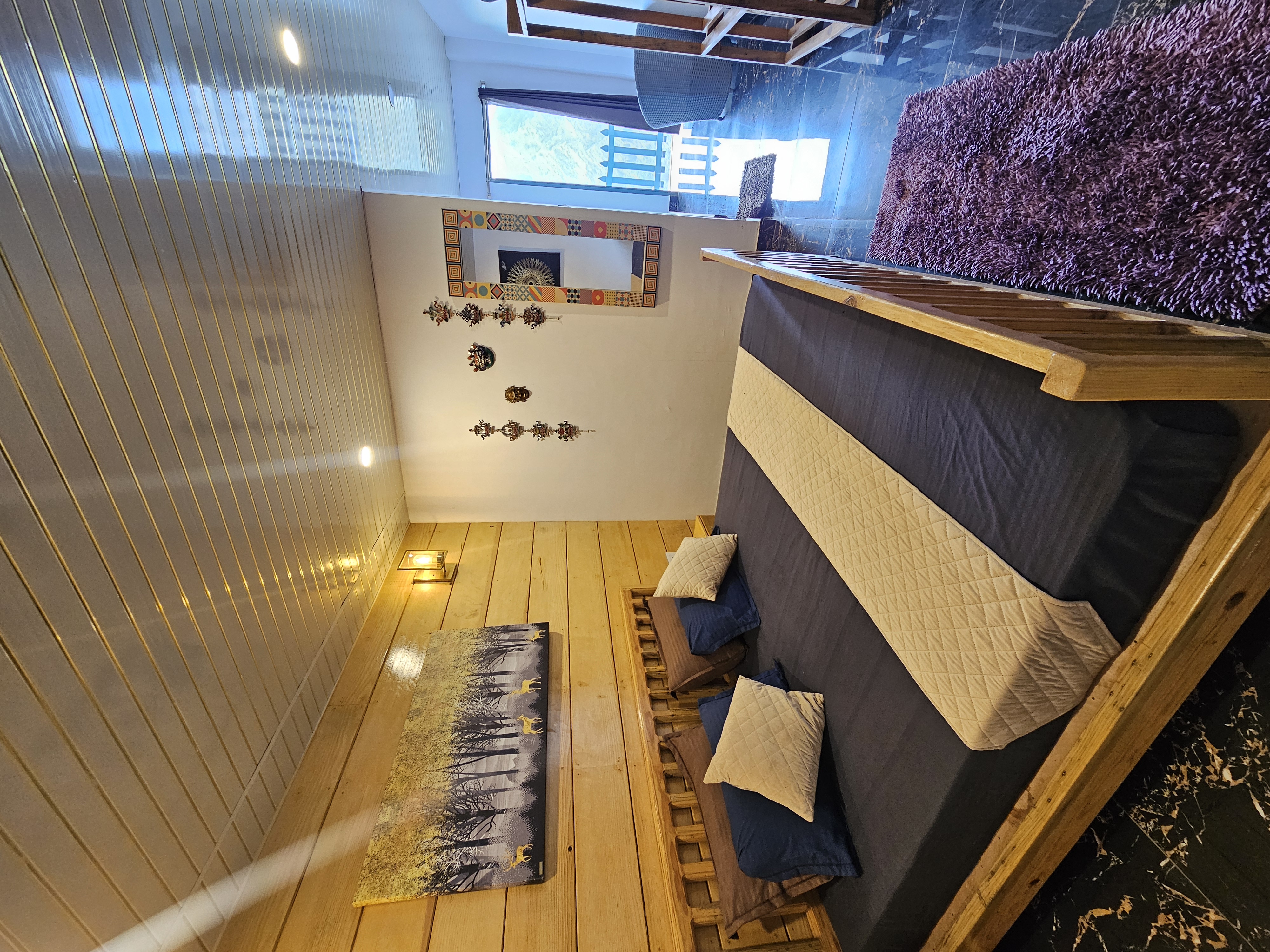 Highlanders Cafe Stay,Barlowganj,3 star