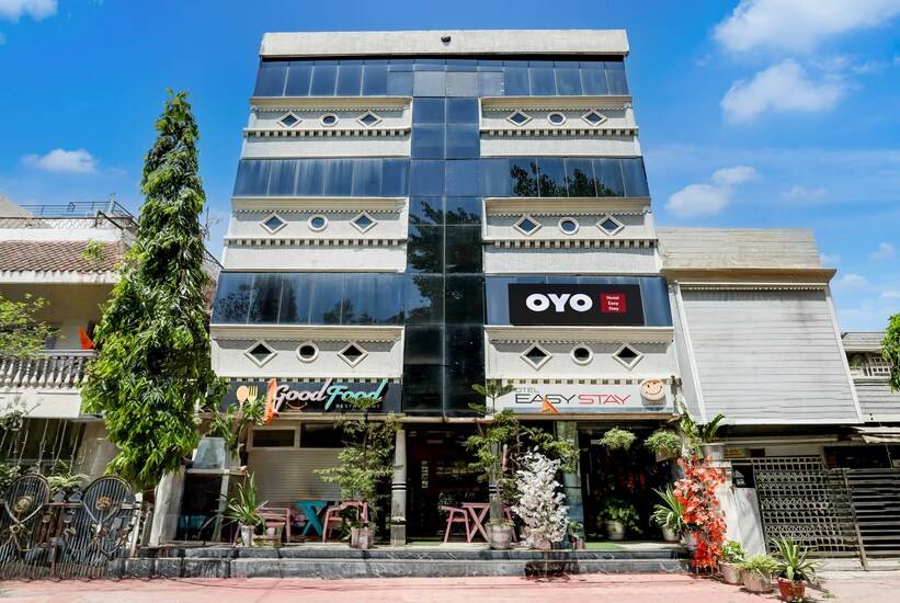 Super Oyo Easy Stay