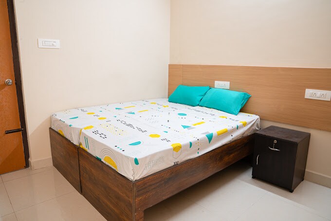 Z Express Asha,Btm Layout,0 star