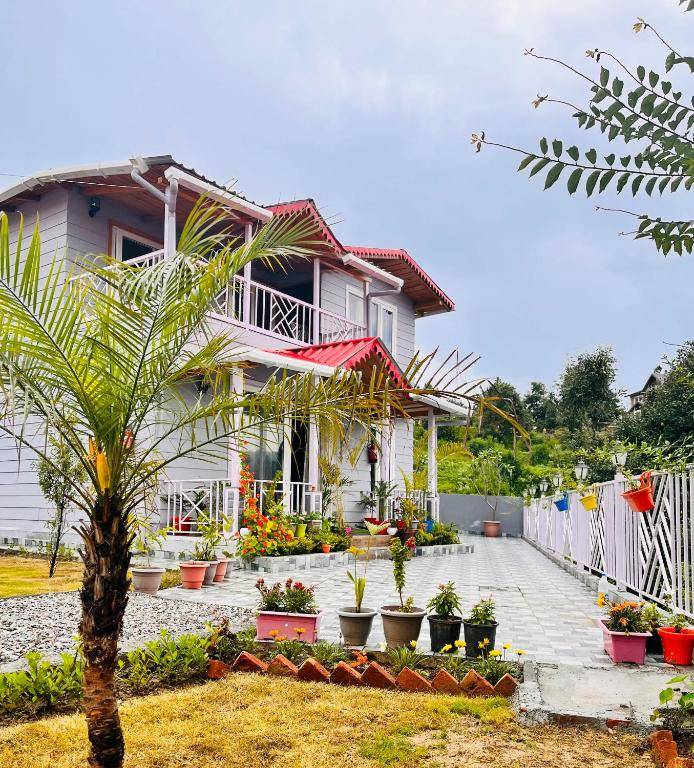 Devamos Mukteshwar Resort