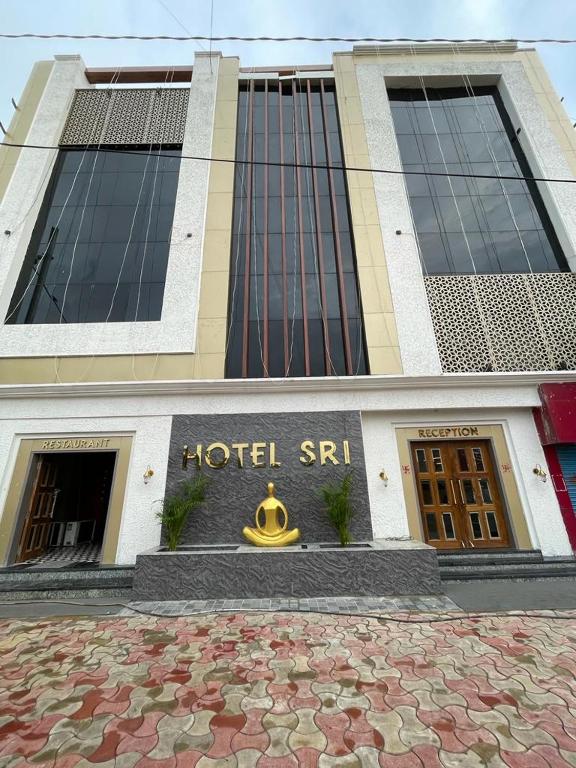 Hotel Sri