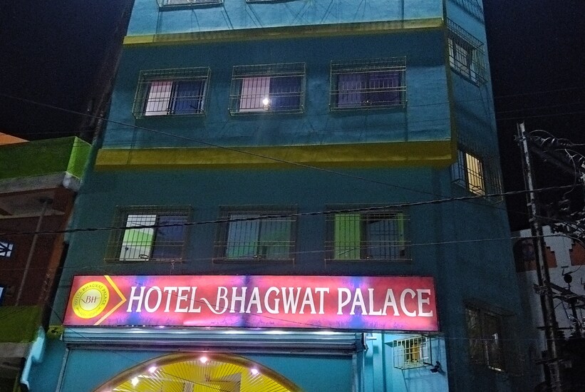Hotel Bhagwat Palace,,3 star