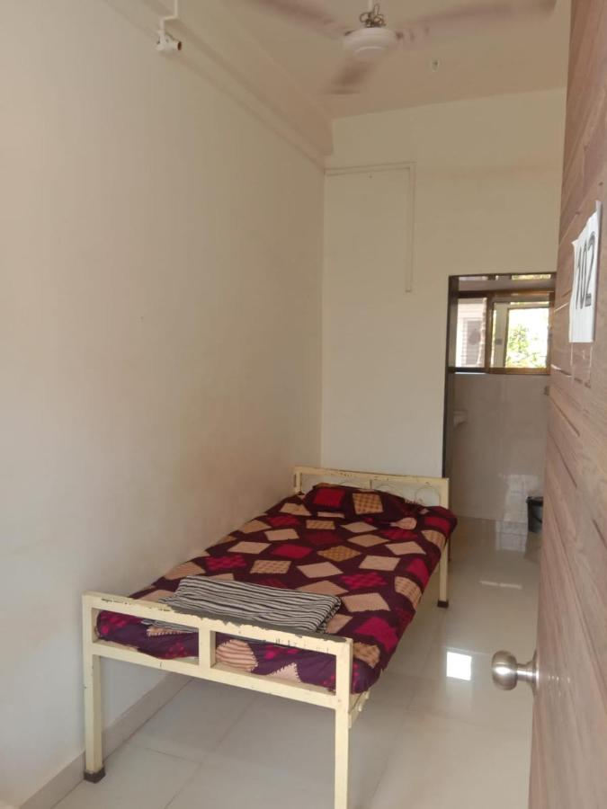 Hemprabha Bed And Breakfast,Abhyudhya Nagar,3 star