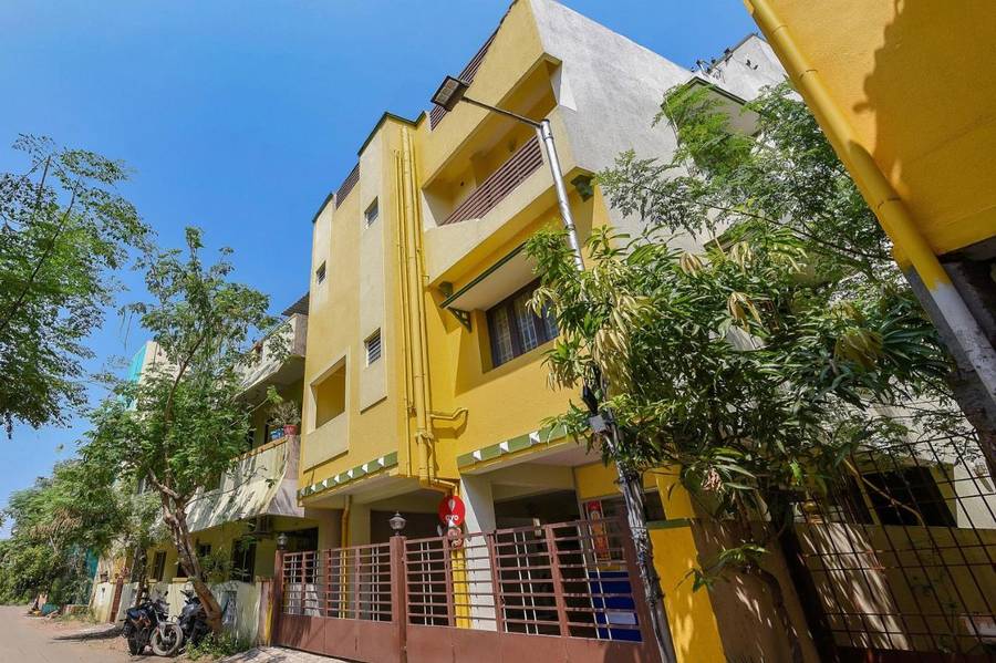 Hotel O Velachery Near Devi Karumariamman Nagar Extension