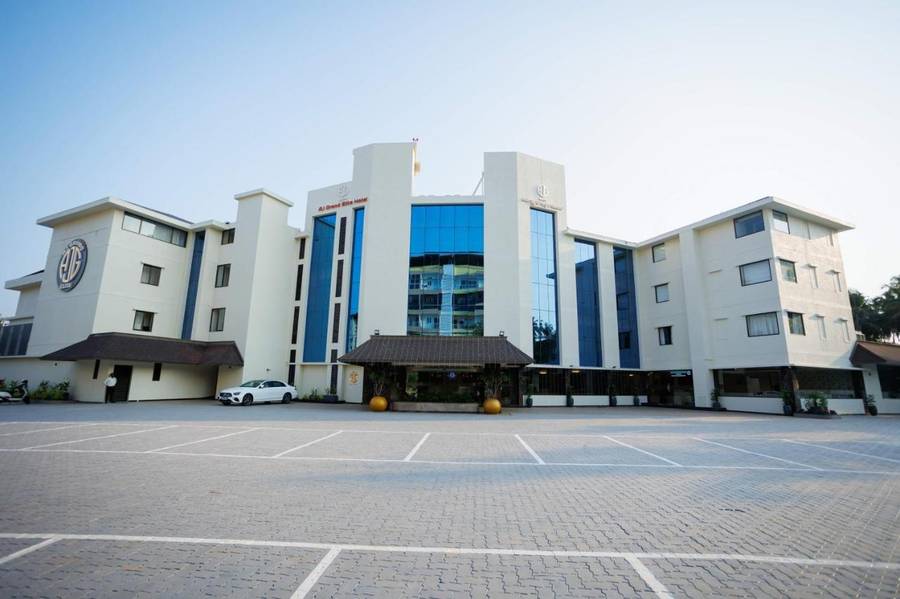 aj grand elite hotel