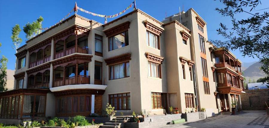 hotel ladakh heights