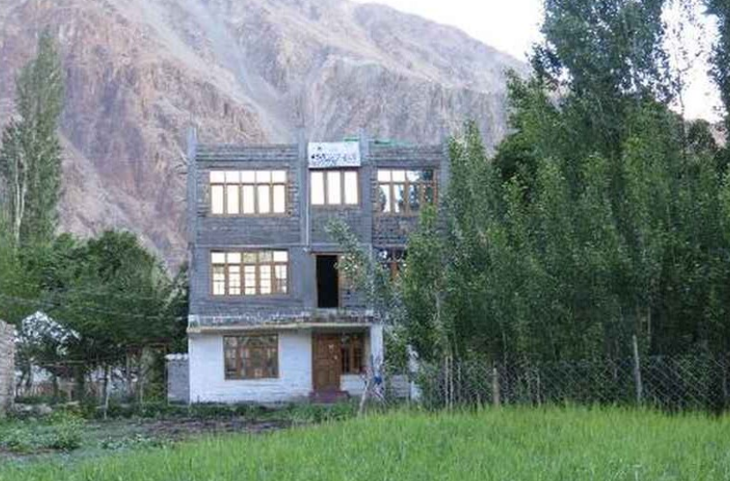 maha guest house