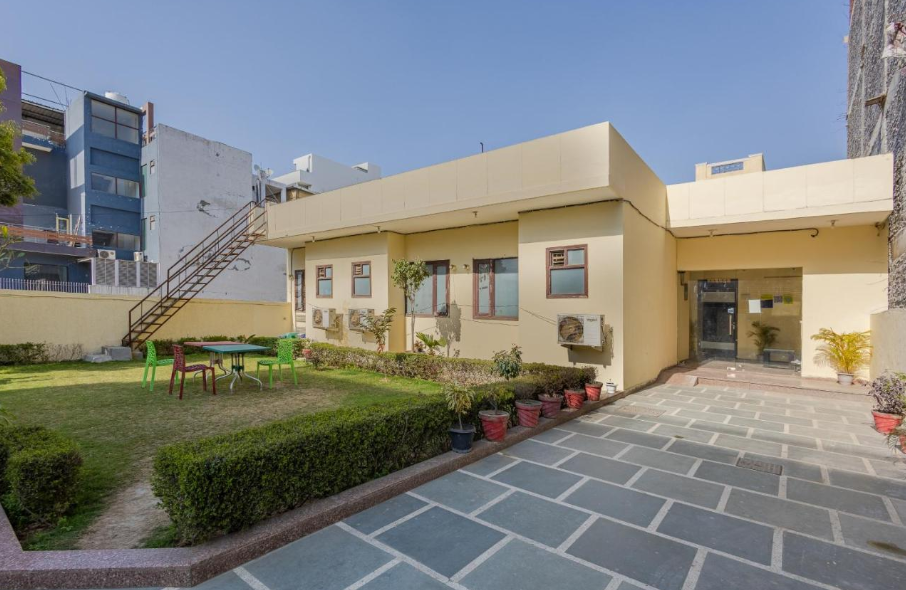 Lime Tree Studio || Millennium City Centre Gurugram,Sector 45,3 star