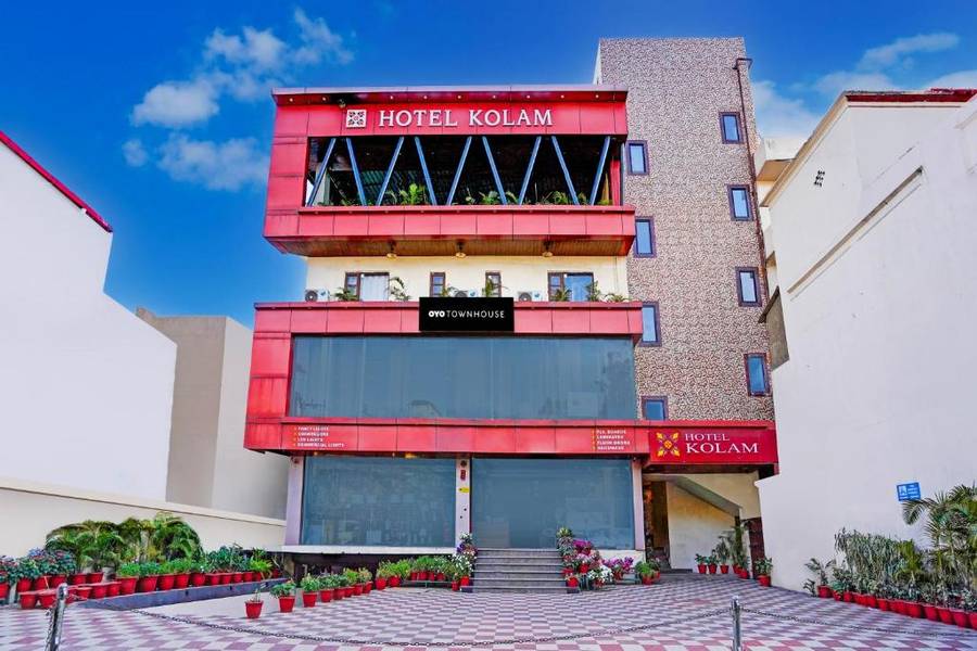 super townhouse near railway station prince chowk