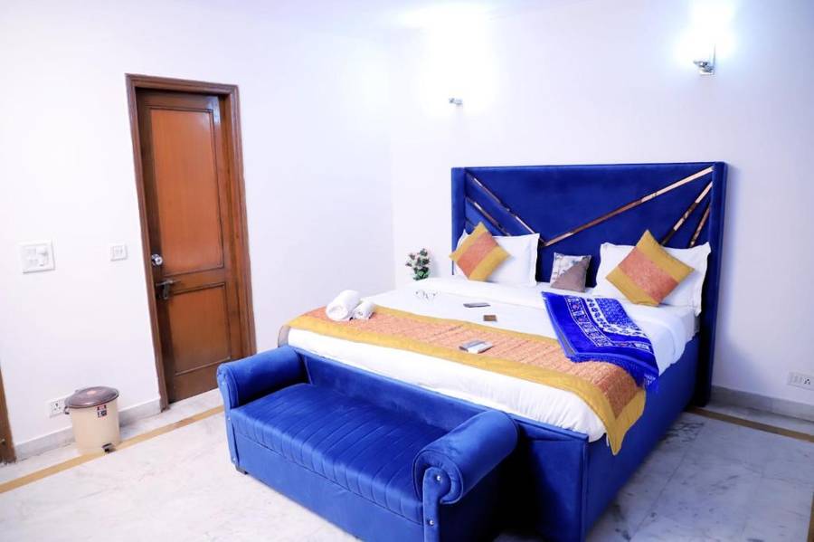 Fortune Home Service Apartment 1Bhk,D-198 Saket,Saket, Delhi,3 star