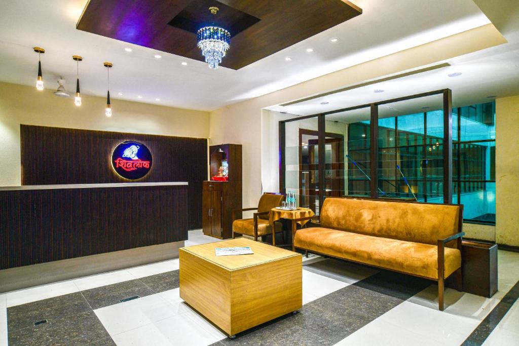 Hotel Shivlok,Near Nanakheda Bus Stand,3 star