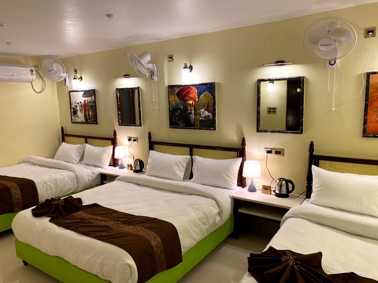 Satshree Kothi,,2 star
