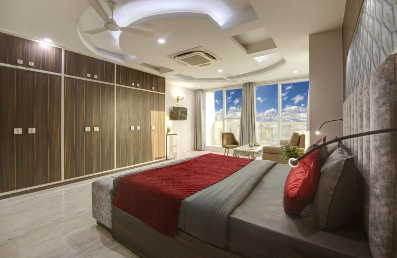 Sonesta Luxury Apartment