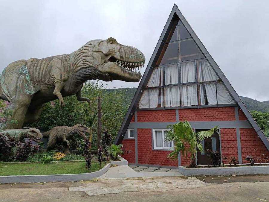 dinosaur resort lonavala