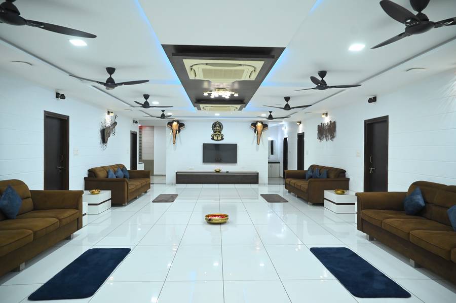 Clarks Safari Kheda, Ahmedabad,Chandkheda, Ahmedabad,4 star