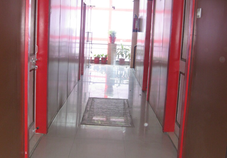 Shiv Ganga Hotel,Narendra Nagar,3 star