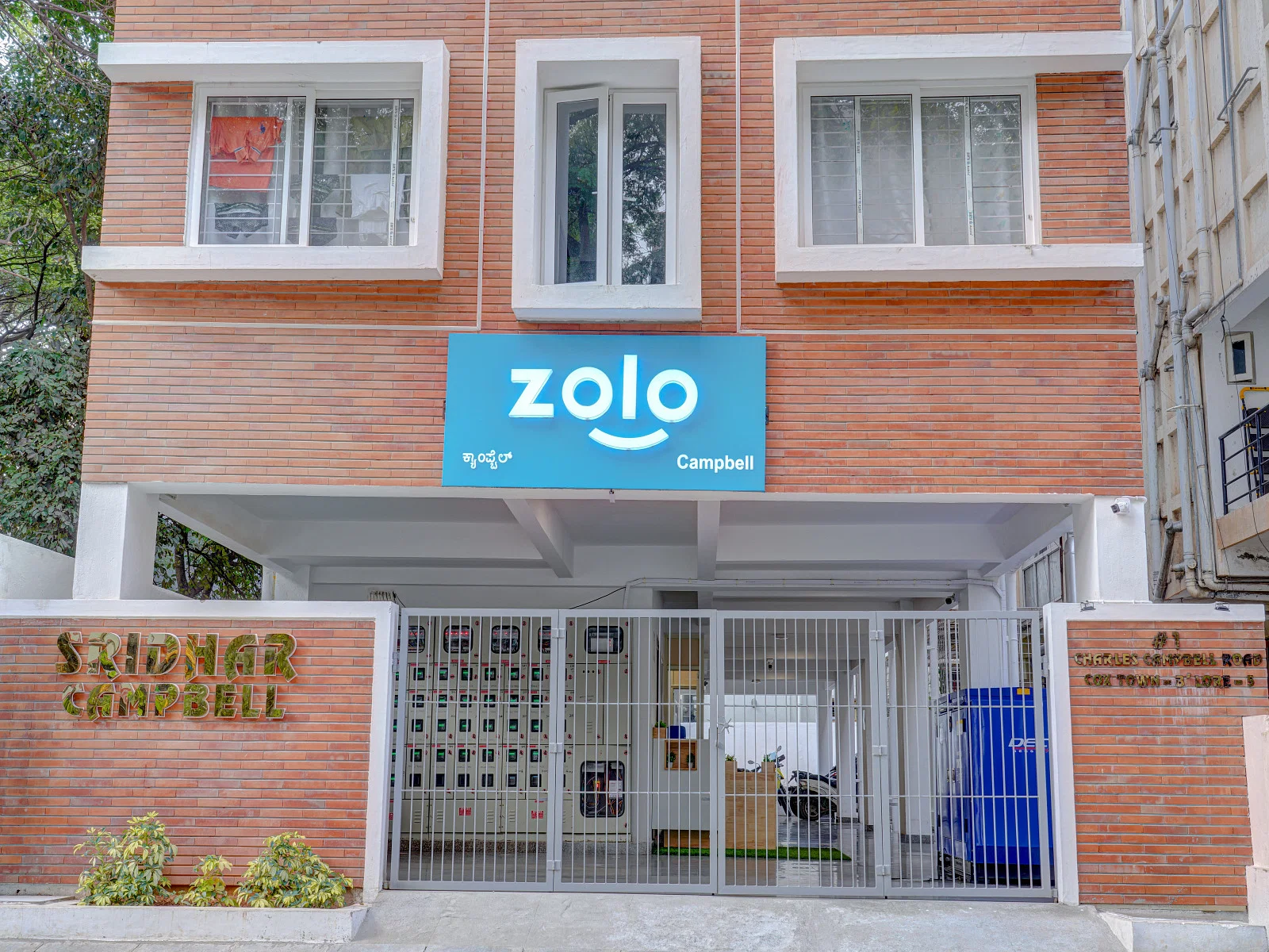 Z Express Campbell,1/1 Charles Campbell Road, Cox Town, Bangalore, Bangalore, 560005,3 star