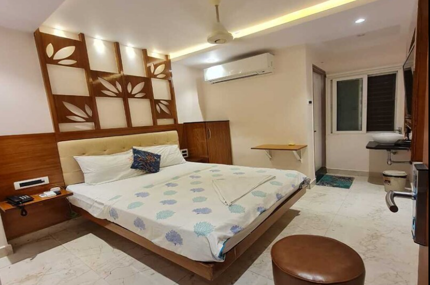 Hotel Sannidhi,Nrp Road, Gandhinagar,Opp. Chitturi High School, Vijayawada, Andhra Pradesh,3 star