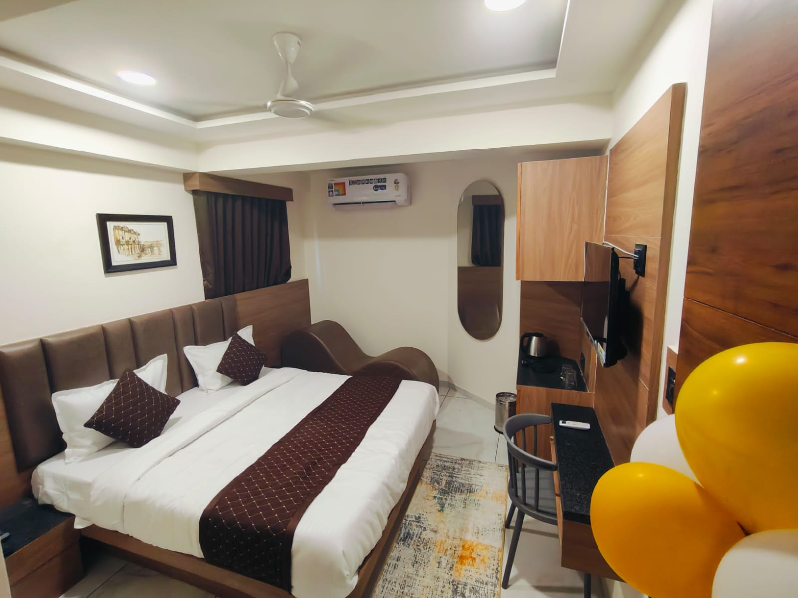 Hotel Green Fortune,Naranpura,2 star