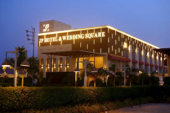 Jp Hotel And Wedding Square