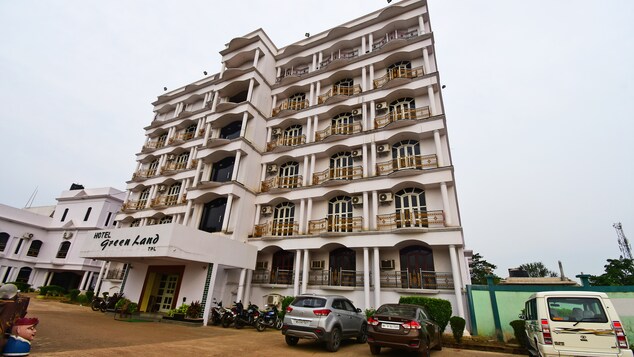 Hotel Greenland Towers,,3 star